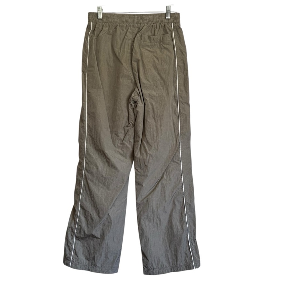 Nike Women’s Nike windrunner trackpant trousers in khaki taupe Size Small - Picture 4 of 15